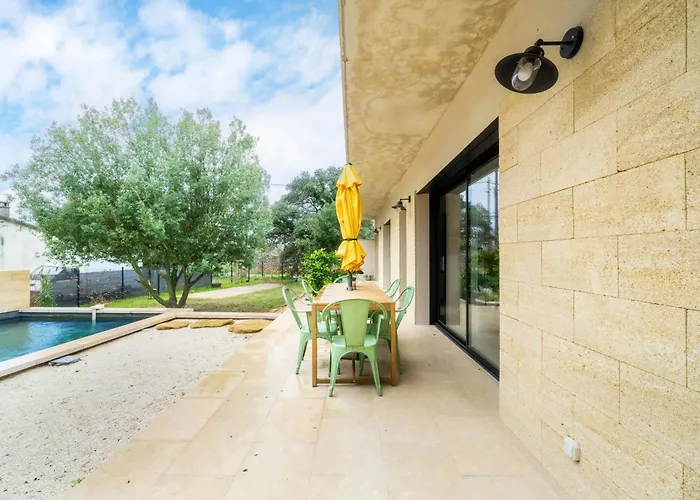 Casa de Férias Maison Jeannot - Climatisee Avec Piscine *